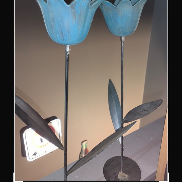 Vintage Tea Light Tulips Painted By Hand Set of Two - Picture 3 of 12